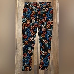 LuLaRoe Tall & Curvy Leggings Native Look